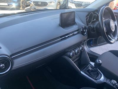 Mazda Mazda2 Photo 23