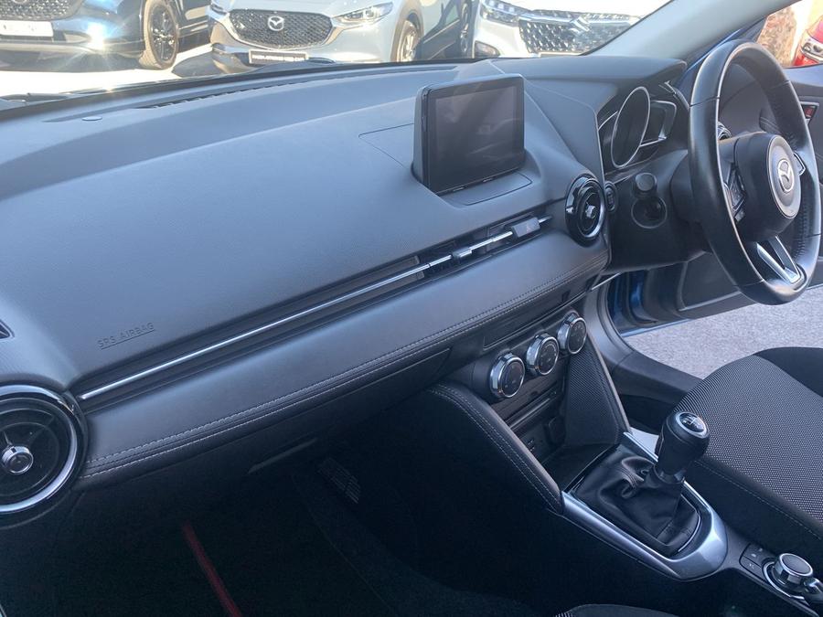 Mazda Mazda2 Photo spincar-9803563044760891b89050f1cdf119d95bf9e141.jpg