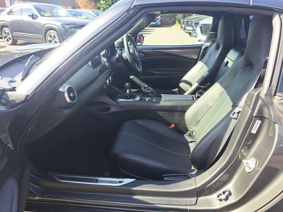 Mazda MX-5 RF Photo spincar-9819fab80bc2edbdf32e479e5fa3a7bb086f69fd.jpg