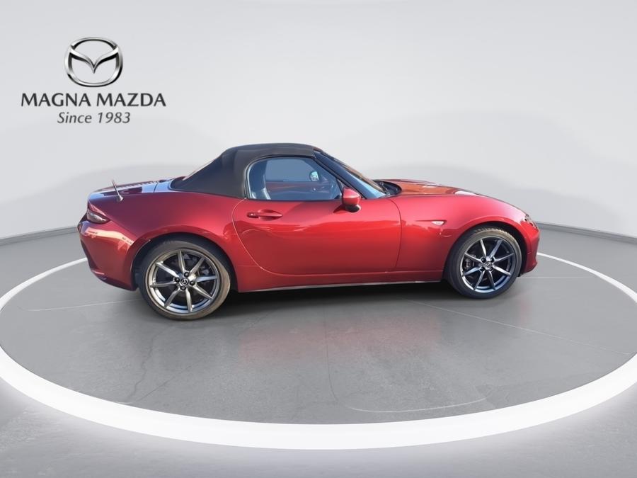 Mazda MX-5 Photo spincar-999322acbd6db97f9dedd2f40f951ec21037e65d.jpg