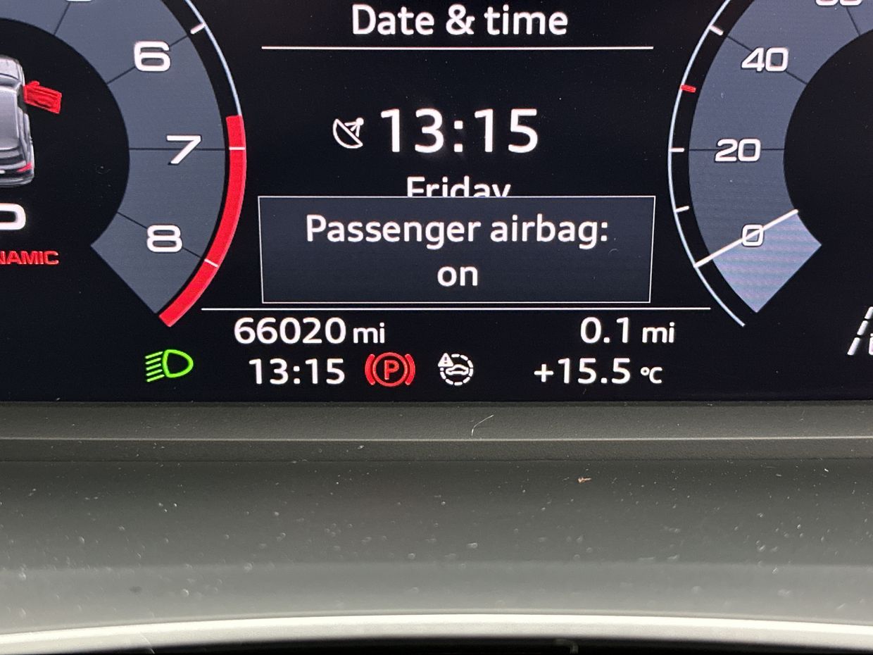 Audi Q3 Photo 9