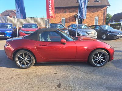 Mazda MX-5 Photo 12