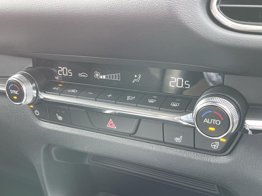 Mazda CX-30 Photo spincar-9a2f76d76643cdcc346a74d83a3c66937b4cc06c.jpg