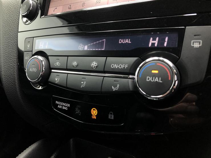 Nissan QASHQAI Photo spincar-9a8456fe8c3677bebe4e255fced41f557f658fd9.jpg