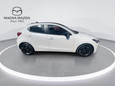 Mazda Mazda2 Photo 3