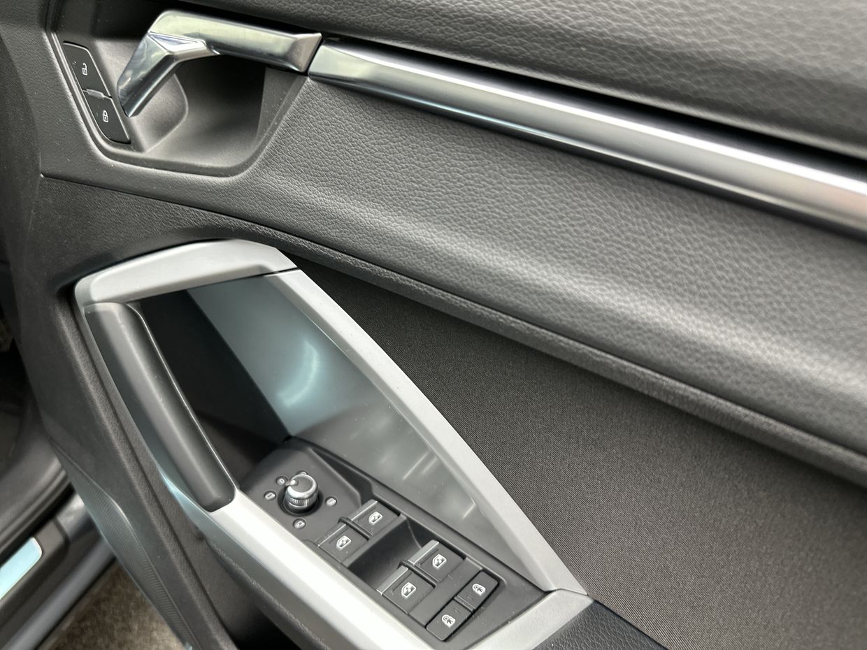Audi Q3 Photo 17