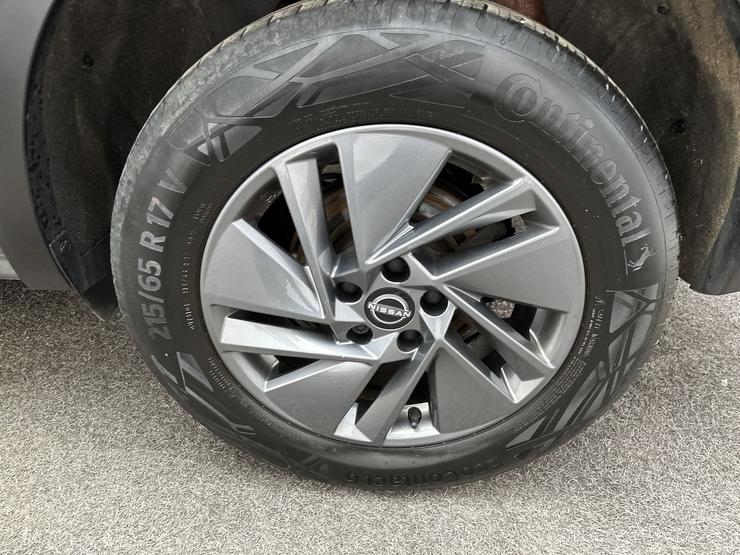 Nissan QASHQAI Photo spincar-9c80a926210d96d7123f8492739858e0817f8e44.jpg