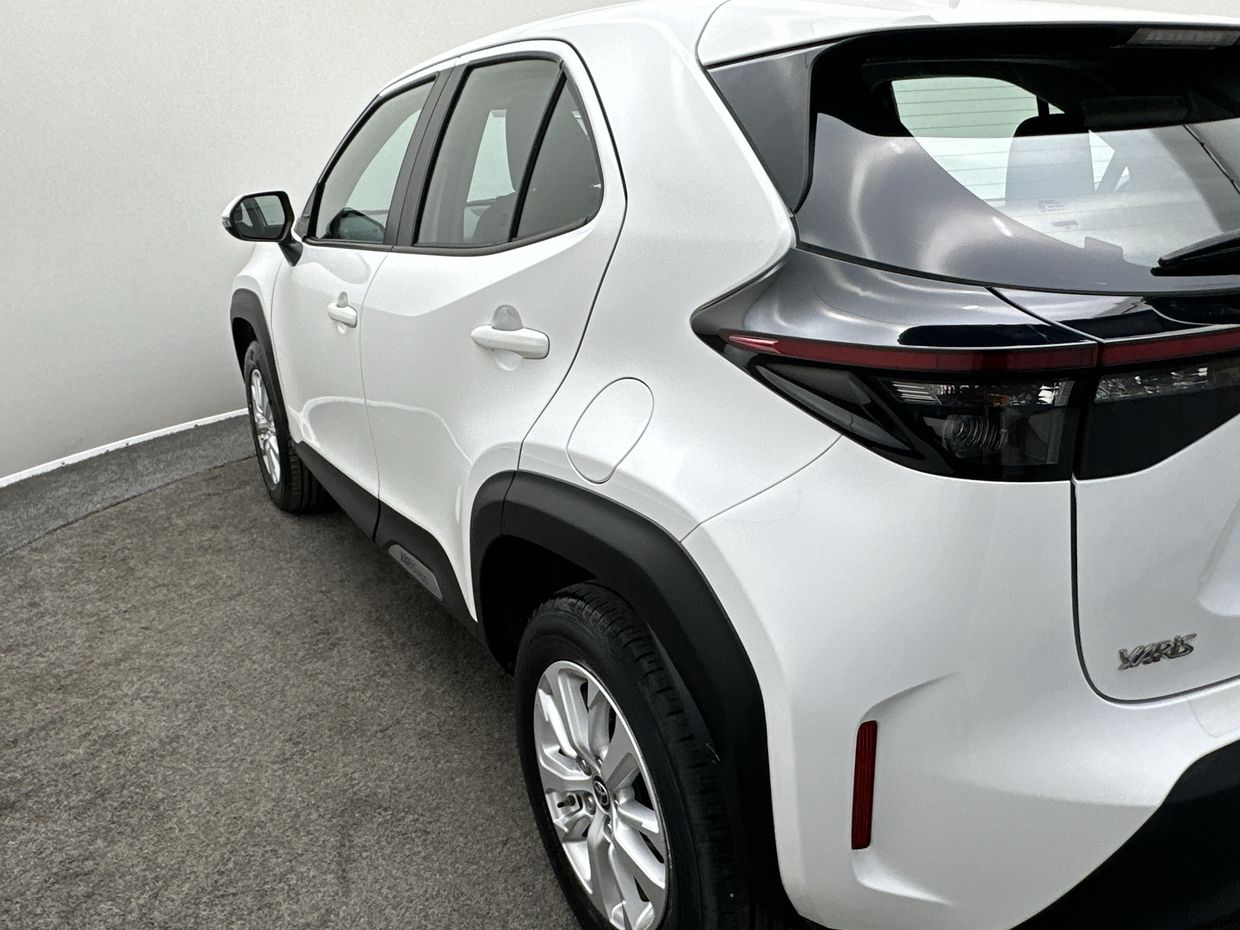 Toyota Yaris Photo 23