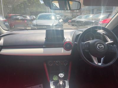 Mazda Mazda2 Photo 24