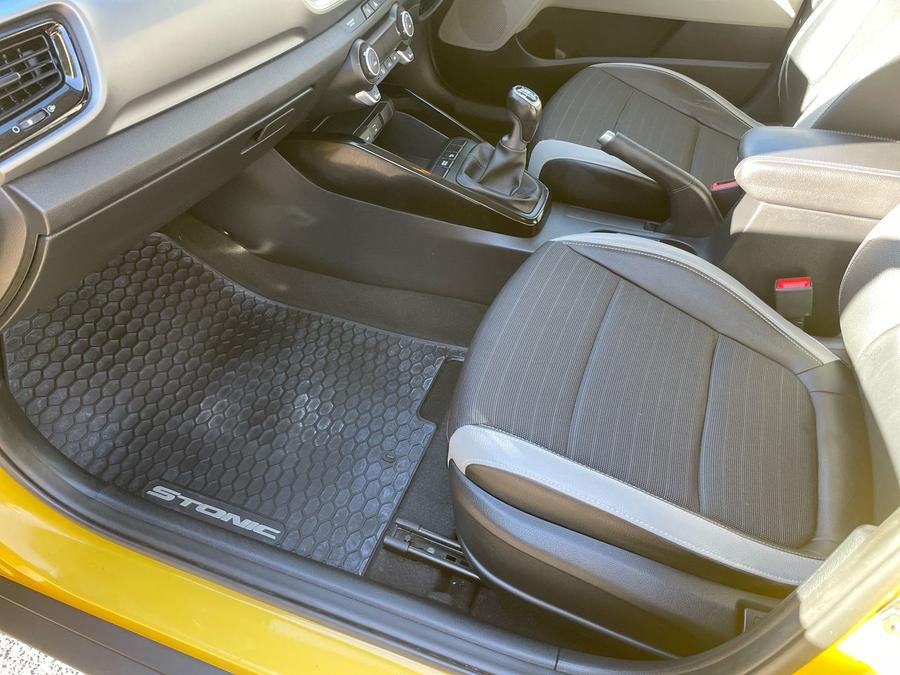 Kia Stonic Photo spincar-9dad6e684da50fd3a596f347171938bdb1aa2b4c.jpg