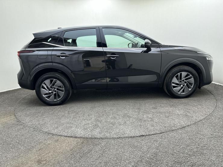 Nissan QASHQAI Photo spincar-9db0c6c72de7c297661ea11d8083fc7d9c04a584.jpg