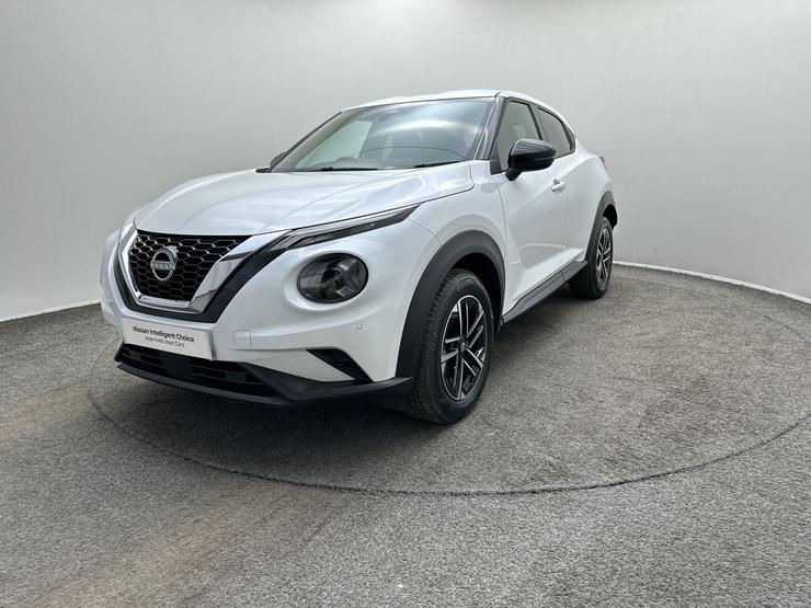 Nissan JUKE Photo spincar-9dd13fcf5ed90de5e22bac09db4c2613e9387876.jpg