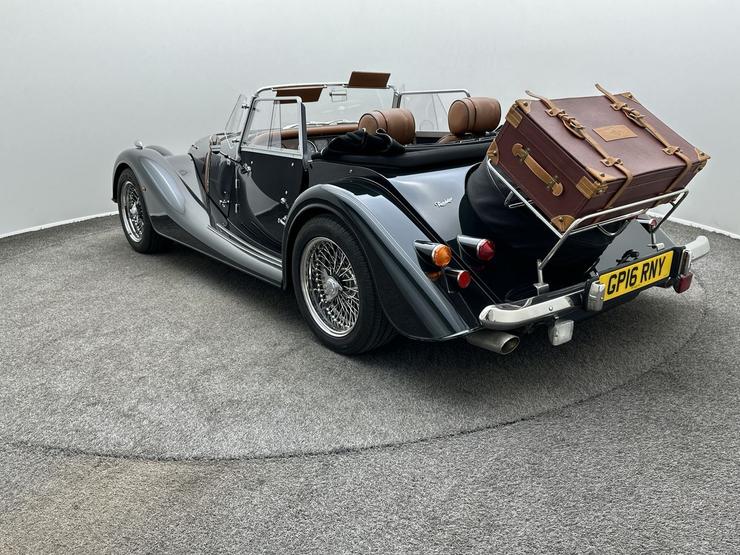 Morgan ROADSTER V6 Photo spincar-9e2945770c5bfa20a2f3697f489eb97af25cc102.jpg