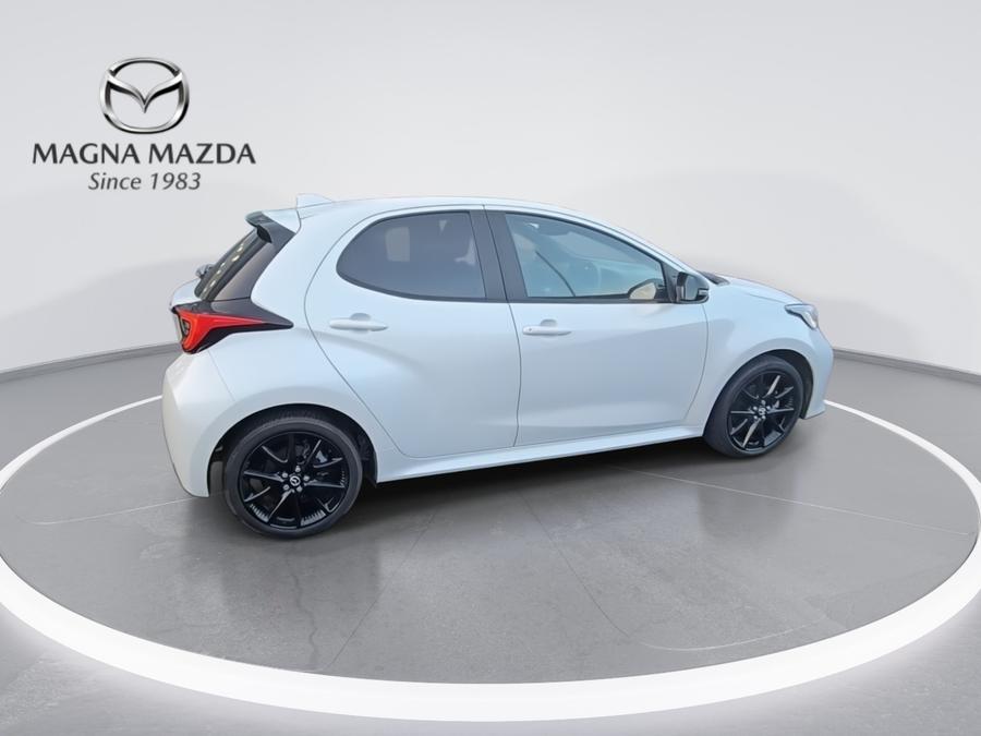 Mazda Mazda2 HYBRID Photo spincar-9ed5799e9c1e4c42e8903c7f4a4269f478b58e2d.jpg