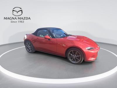 Mazda MX-5 Photo 11