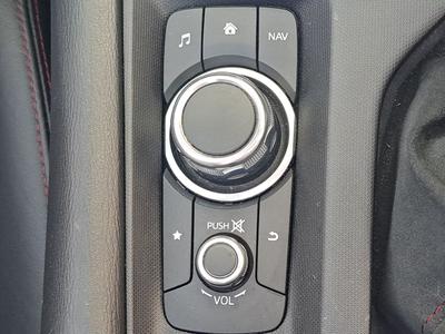 Mazda MX-5 RF Photo 29