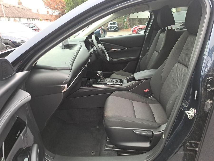 Mazda CX-30 Photo spincar-9fe535380f4fae767aa756a4137382c22f8bf2fb.jpg