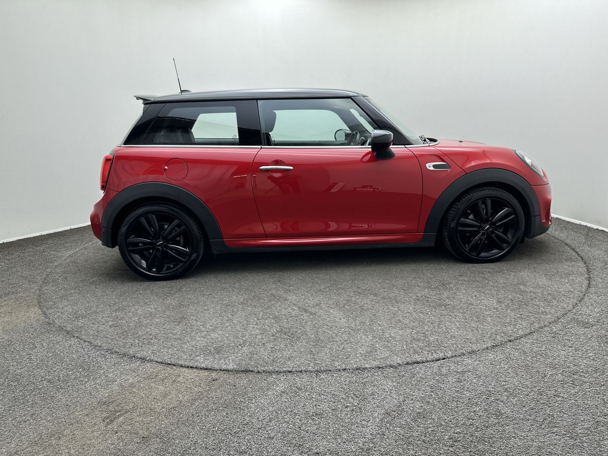 MINI Cooper Photo 8