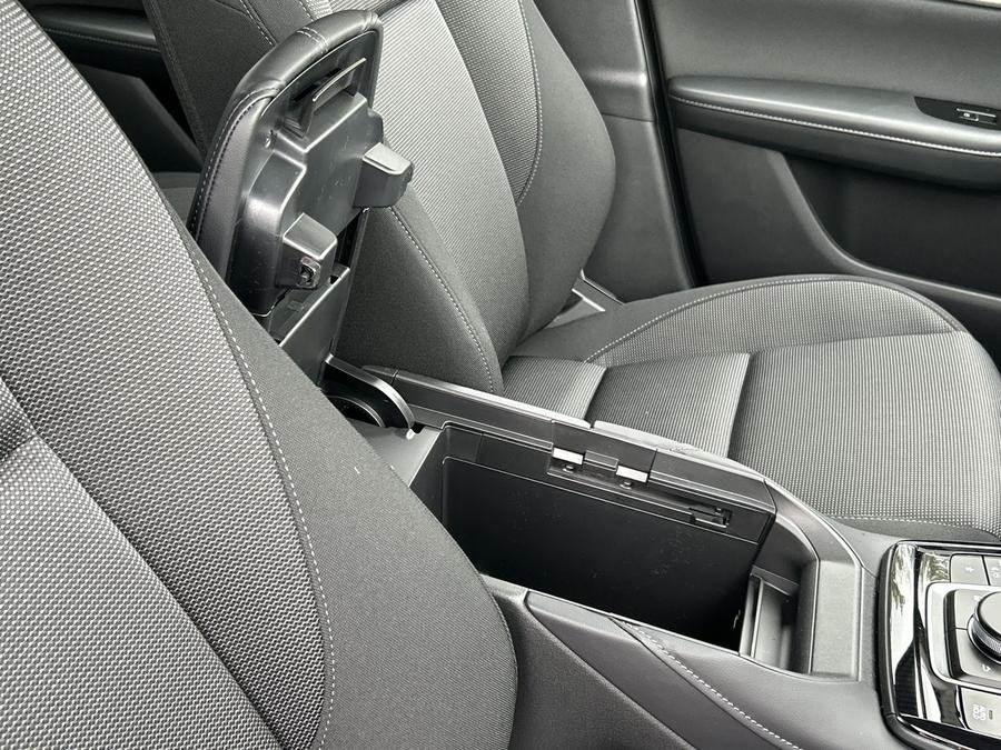 Mazda CX-30 Photo spincar-a0adc559d89f5dab6ec0f379686a4e4a2ad5b1b5.jpg