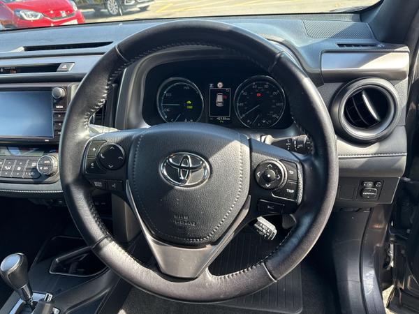 Toyota RAV4 Photo 31