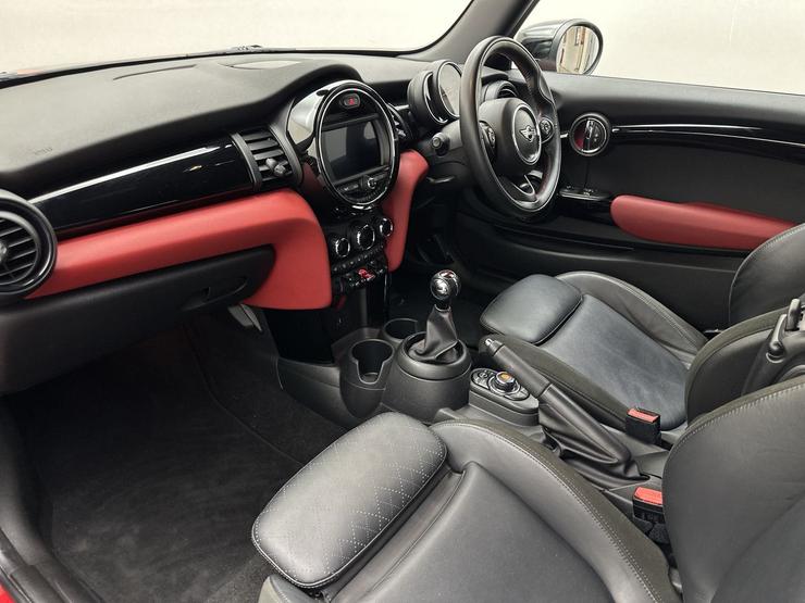 MINI Cooper Photo spincar-a0fd8b09663595ab379611e1014b7caca09afc3a.jpg