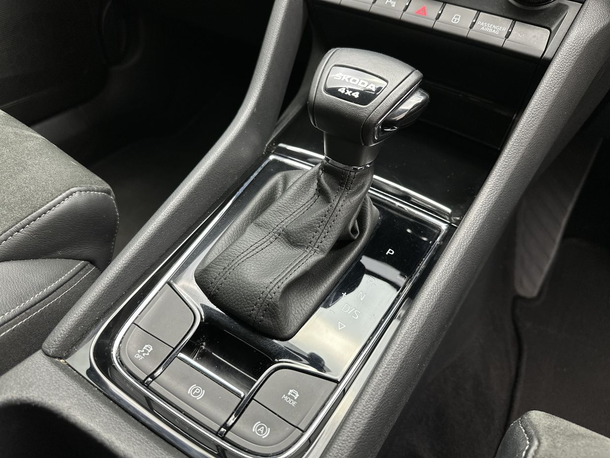 Skoda KAROQ Photo 27