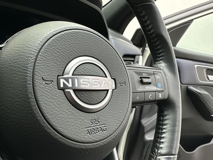 Nissan QASHQAI Photo spincar-a11bc97c2d0f6d95207256b21a8ec5f4f37fde0f.jpg