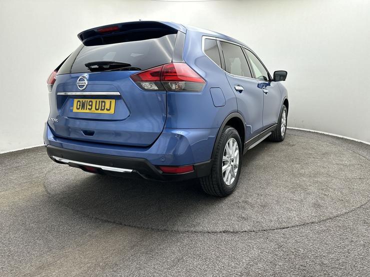 Nissan X-TRAIL Photo spincar-a1b8dafd620e6e42723ad163181615b807e26baf.jpg