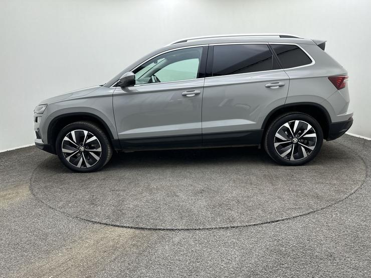 Skoda KAROQ Photo spincar-a26442e3ef70779b0c3d0eb6192a223e017bd65f.jpg