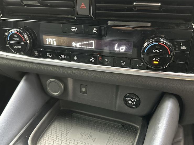 Nissan Qashqai Photo spincar-a2c4881621565ec8a081902c51e28226cddbbb19.jpg