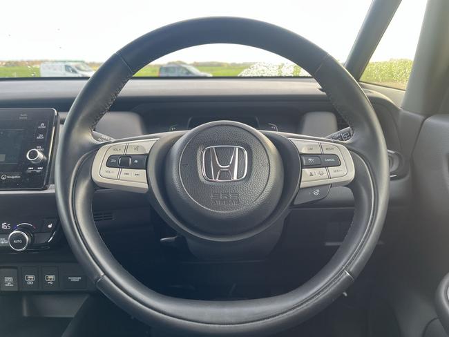 Honda Jazz Photo spincar-a3b31cec59bbaac6085c66a542443af731038f46.jpg