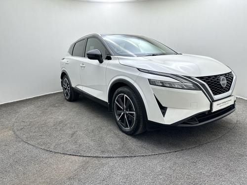Used 2022 Nissan QASHQAI 1.3 DiG-T MH 158 Tekna 5dr Xtronic Pearl White at Aylesbury Motor Group