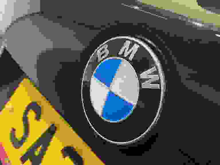 BMW X1 Photo spincar-a3c793e2be1e9847bc2b3497ea4490b674c6b066.jpg