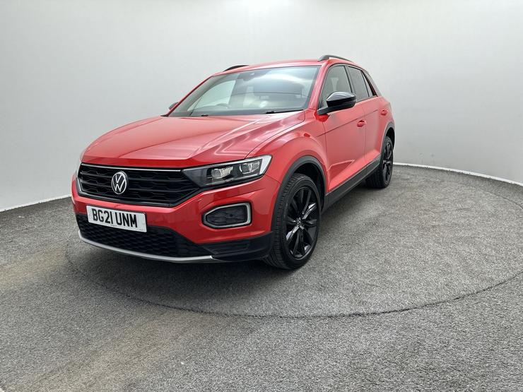 Volkswagen T-Roc Photo spincar-a506d22be06bdc991c8a6644fcb97d224af12aa2.jpg
