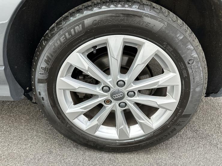 Audi Q3 Photo spincar-a52611da82b5baa9be8c577269884a61a2c39782.jpg