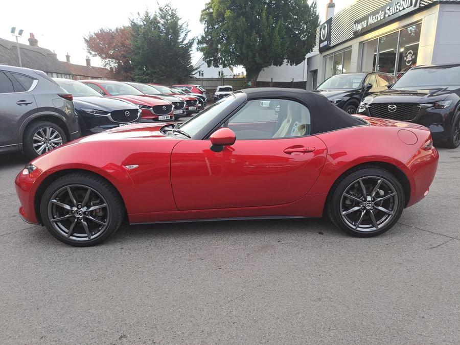 Mazda MX-5 Photo spincar-a5a943d65bcbf4385ac196b60b62d15093e9b2b5.jpg