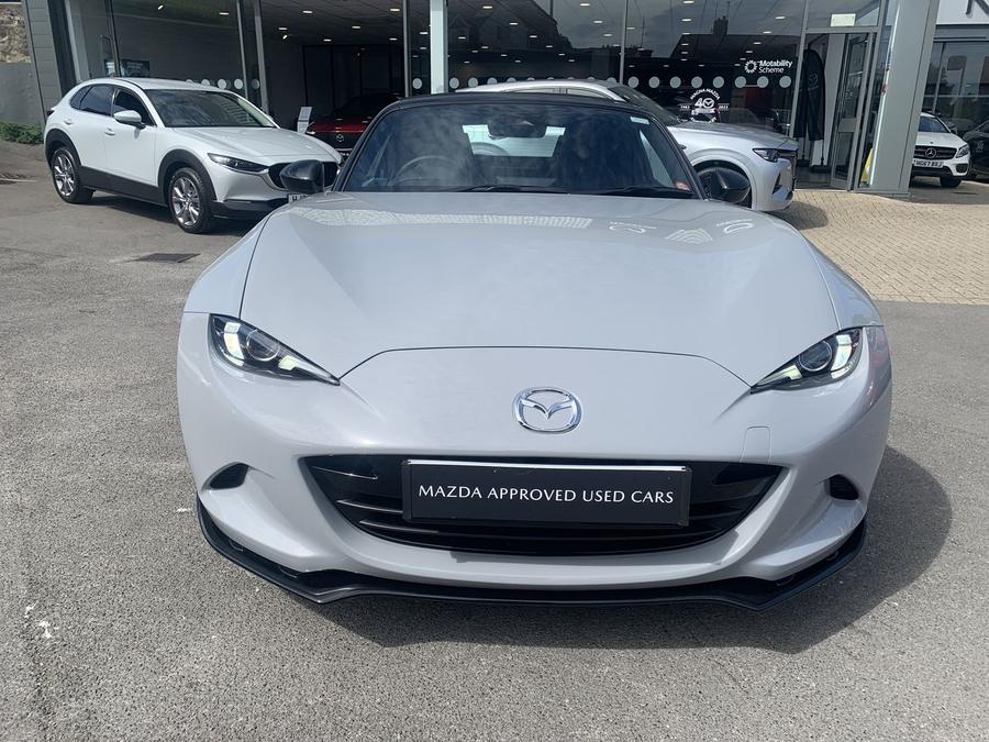 Mazda MX-5 Photo spincar-a60a86f780747f5f1540a59606b02b6daf48562a.jpg