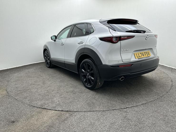 Mazda Cx-30 Photo spincar-a65fbca33f90f23274154717f423fe9c27aae7b1.jpg