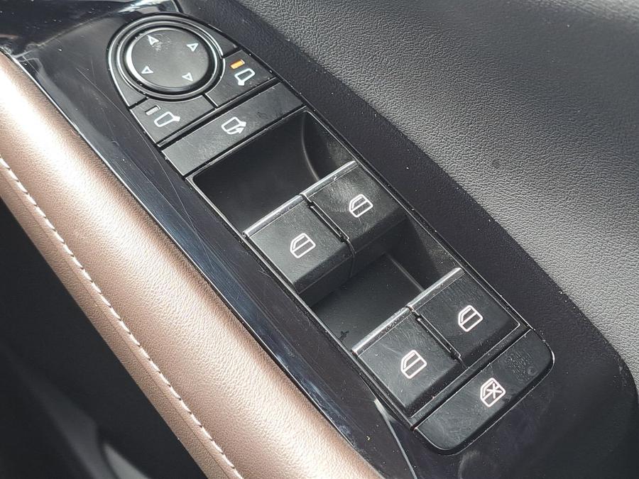 Mazda CX-30 Photo spincar-a7104f5d2074a898d2fe1e801b66ac11d5a67deb.jpg