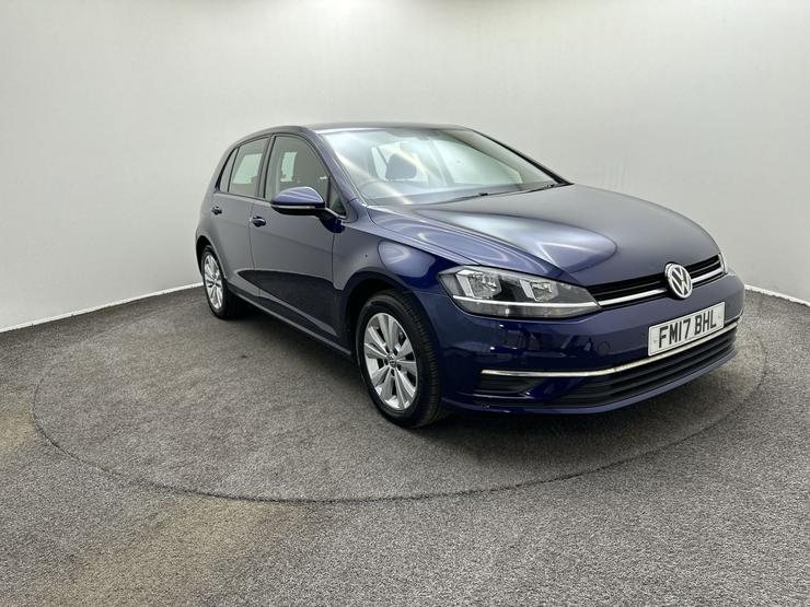 Volkswagen GOLF Photo spincar-a7e9f1f960dfce12f10bff520389923f1b59580e.jpg
