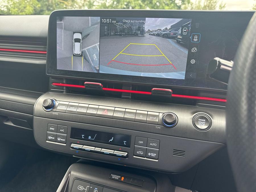 Hyundai KONA Photo spincar-a7f880333f14e0f9d2672fdaa4c7efede8fd711d.jpg