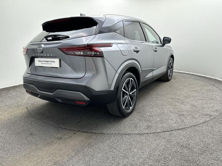 Nissan QASHQAI Photo spincar-a84355ae5e552104d3c9d7cc6710a0b695764cc3.jpg