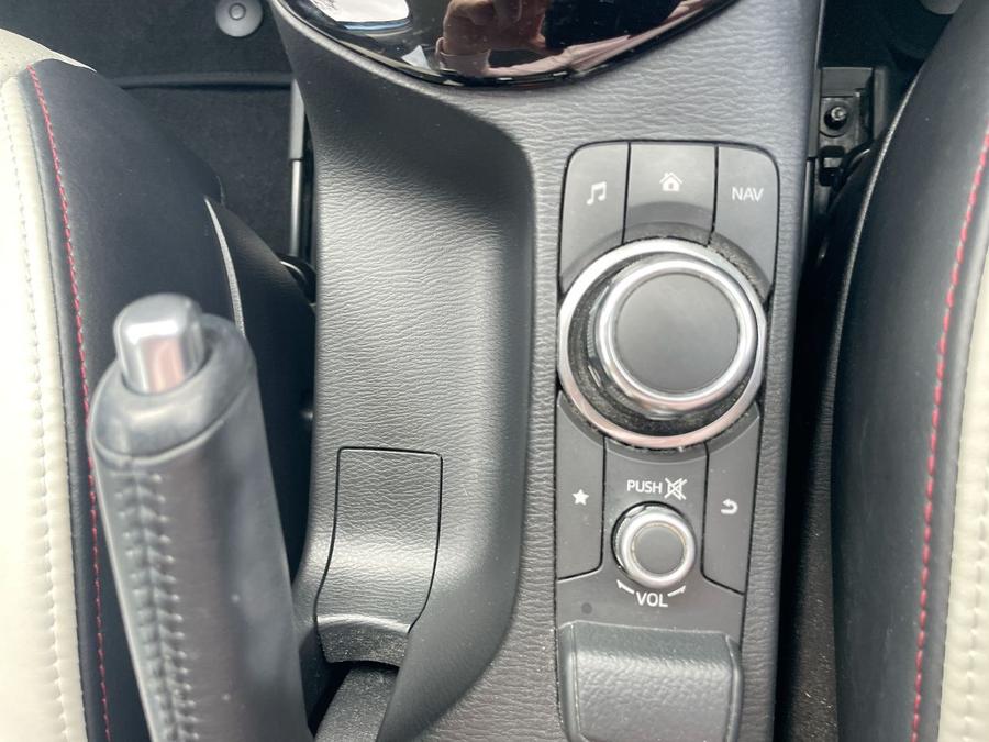 Mazda CX-3 Photo spincar-a868c16b59cae33eedfc43825487e45c38761c9c.jpg
