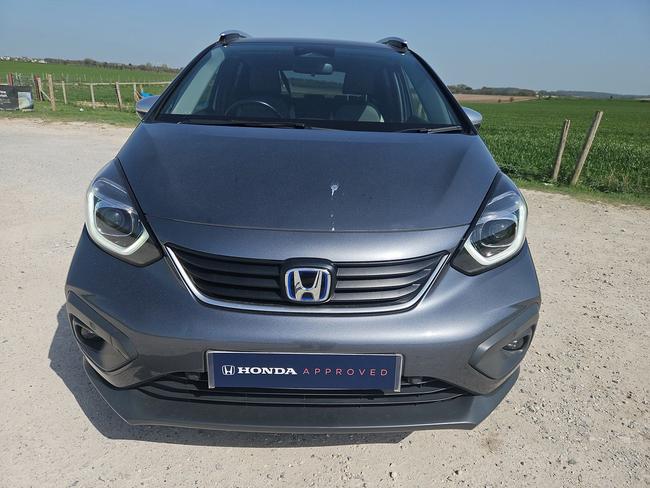 Honda Jazz Photo spincar-a8b9a4fb0afd2f2c42608bf49e6f072367149a69.jpg