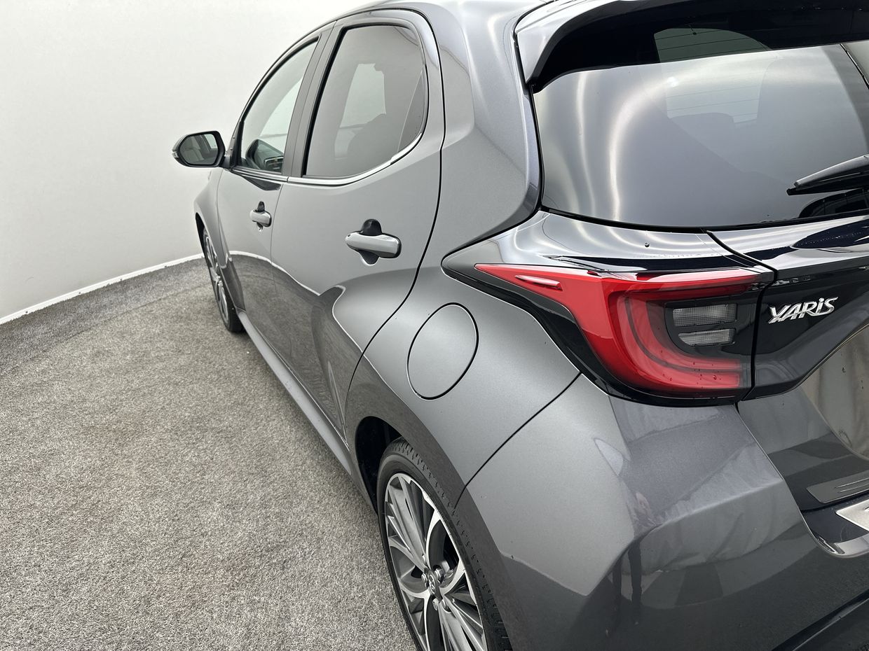 Toyota Yaris Photo 23