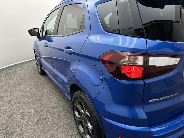 Ford Ecosport Photo spincar-a8e034e90e64ca9fa32a2664263b83d3cd872cad.jpg