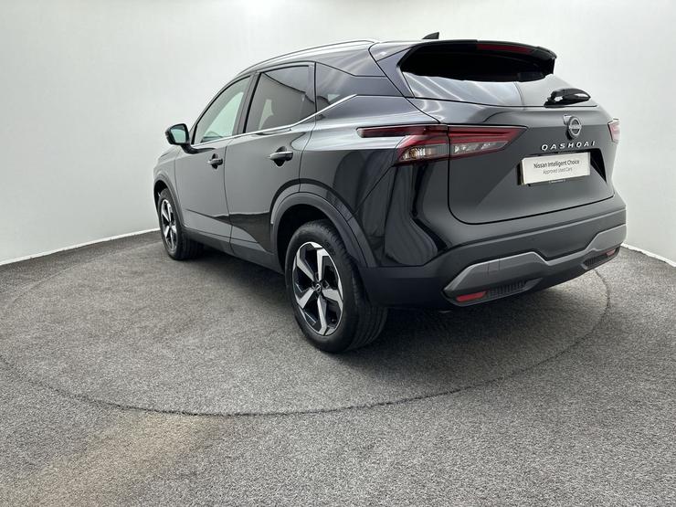 Nissan QASHQAI Photo spincar-aa74a46e9d5be5121559aec80f2fbdd3b1af63f1.jpg