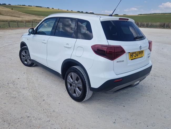 Suzuki Vitara Photo spincar-ab6b8581e7670be3d3579e647cdba860ba10d24a.jpg