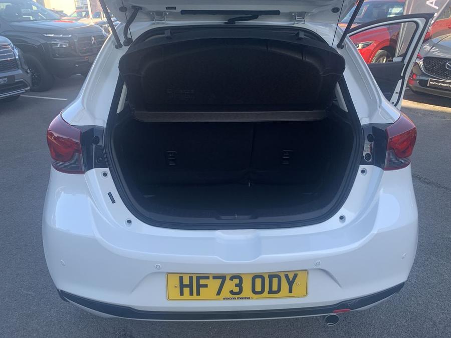 Mazda Mazda2 Photo spincar-ac424884b2cd0a73cf3ea0da9c5795068169b50f.jpg