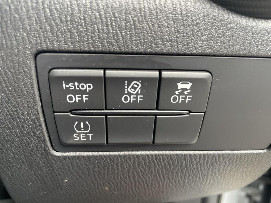 Mazda Mazda2 Photo spincar-acb98fe567195219237705de8becaf76da870ca2.jpg